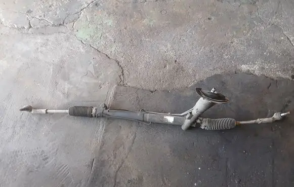 Volvo V70 Steering rack 31302676