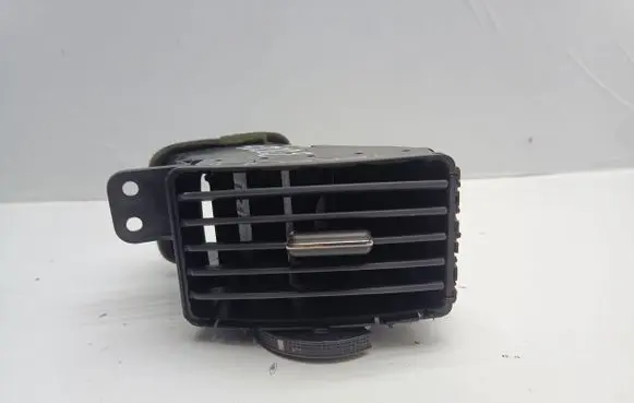 Toyota Corolla Verso E121 Dashboard side air vent grill/cover trim 5565064010 6556414010