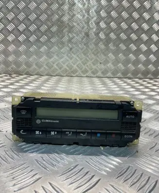 Volkswagen PASSAT B5 Climate control unit 3B1907044B 5HB00761710