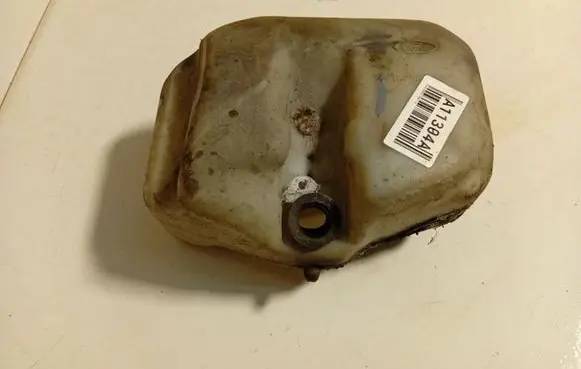 Ford Fiesta Windshield washer fluid reservoir/tank 84FG17618AA