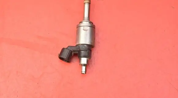 Mazda 3 II Fuel injector P50113250
