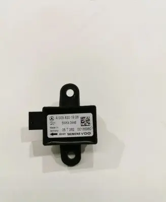 Mercedes-Benz S W221 Airbag deployment crash/impact sensor A0038201926 10649888