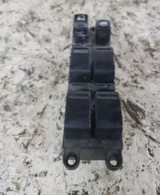 Nissan Almera Tino Electric window control switch