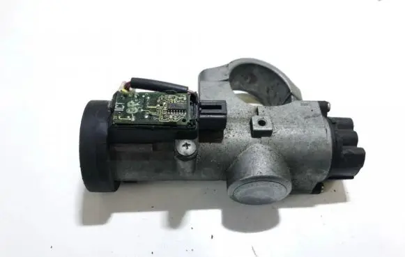Nissan Primera Ignition lock contact 