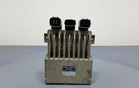 Toyota Avensis Verso Engine control unit/module ECU 8987120070