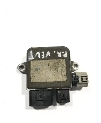 Tesla Model S Coolant fan relay 8282120280