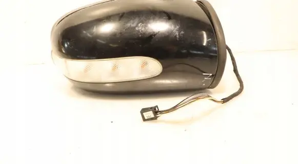 Front door electric wing mirror
