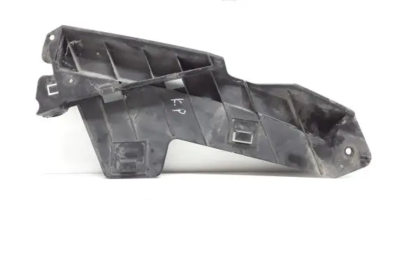 Volvo XC70 Front bumper mounting bracket 30796387