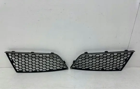 Alfa Romeo Mito Front bumper lower grill 156086254 156086094