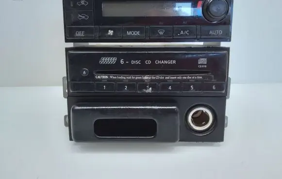 Nissan X-Trail T30 Climate control unit 0188772