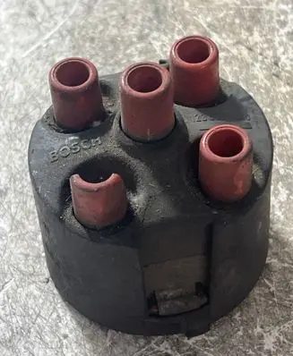 Skoda Octavia Mk1 (1U) Spark distributor cap 1230591040