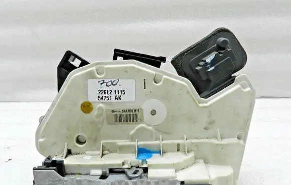 Volkswagen Polo V 6R Rear door lock 5K4839015 5K4839015F
