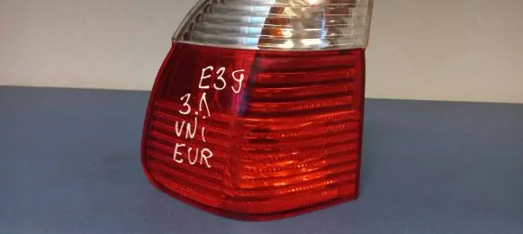 BMW 5 E39 Rear/tail lights 2496339