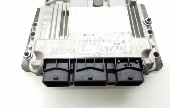 Peugeot 3008 I Engine control unit/module 9666986680 0281013334