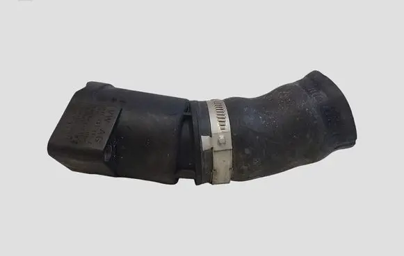 Volkswagen Golf VI Intercooler hose/pipe 1K0145828T 03L131111J