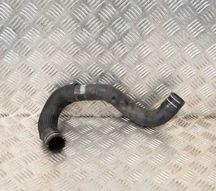 Maserati Ghibli Engine coolant pipe/hose
