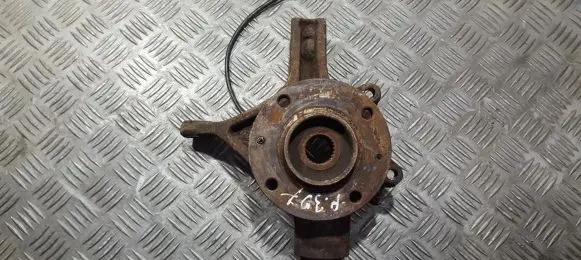 Peugeot 307 Front wheel hub
