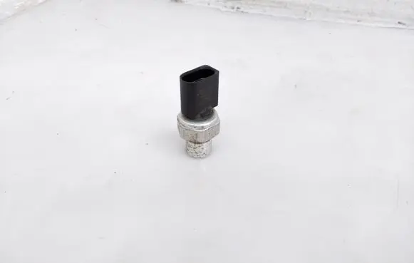 Air conditioning (A/C) pressure sensor