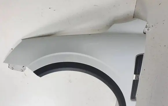 Opel Antara Fender