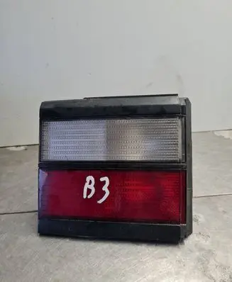 Volkswagen PASSAT B3 Tailgate rear/tail lights 333945107