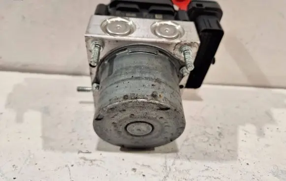 Peugeot 5008 II ABS Pump 0265257846