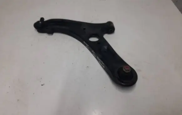 Hyundai Veloster Front lower control arm/wishbone