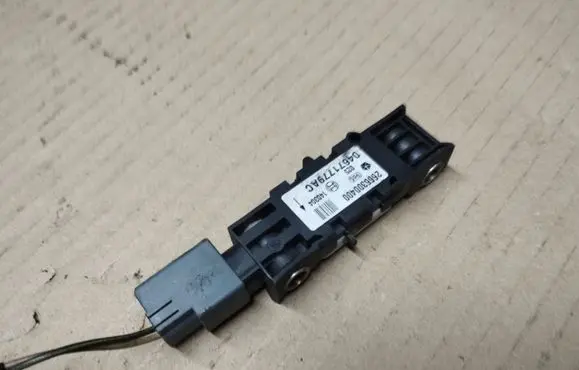 Chrysler Pacifica Airbag deployment crash/impact sensor 04671779AC