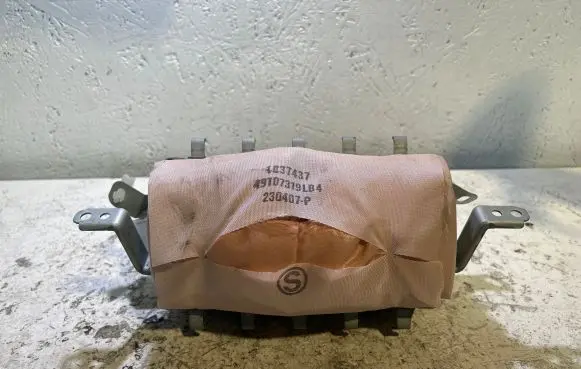 Lexus IS 220D-250-350 Passenger airbag 1034707 49TD7319LB4 1042454