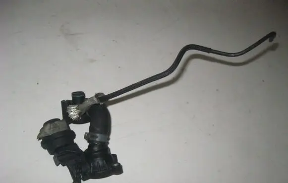 Audi A5 8T 8F EGR valve 059121737B