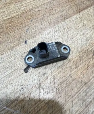 Mercedes-Benz ML W164 Acceleration sensor 0045423518