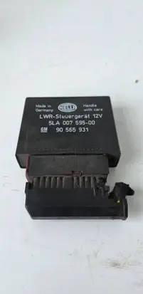 Opel Omega B2 Light module LCM 5LA00759500 90565931