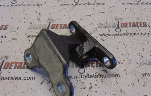 Mitsubishi Colt Rear door upper hinge