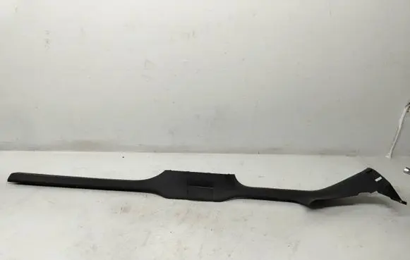 Volkswagen Jetta V Front sill trim cover 1K5853372