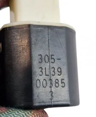 Toyota Prius (XW30) Brake pedal sensor switch 3053L39