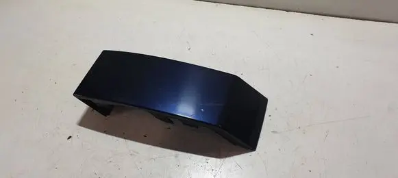 Volvo XC90 Rear/tail light trim molding 8620819 1125