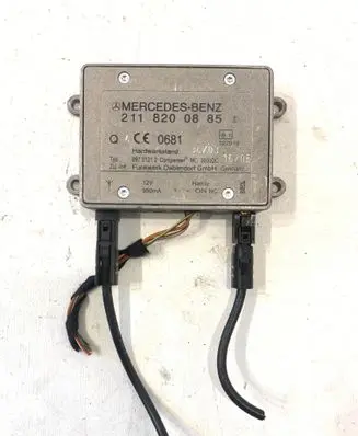 Mercedes-Benz ML W164 Bluetooth antenna 2118200885 09701212
