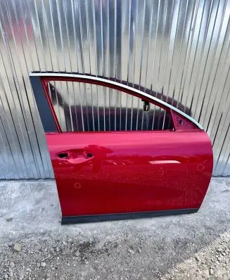 KIA Xceed Front door