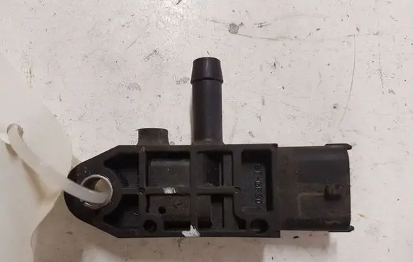 Opel Zafira B Exhaust gas pressure sensor 0281002771 55198717