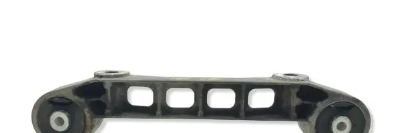 Mercedes-Benz Vito Viano W639 Rear differential/diff mount bracket A6399880410