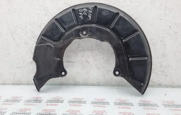 Volkswagen PASSAT B6 Front brake disc dust cover plate 1K0615312F