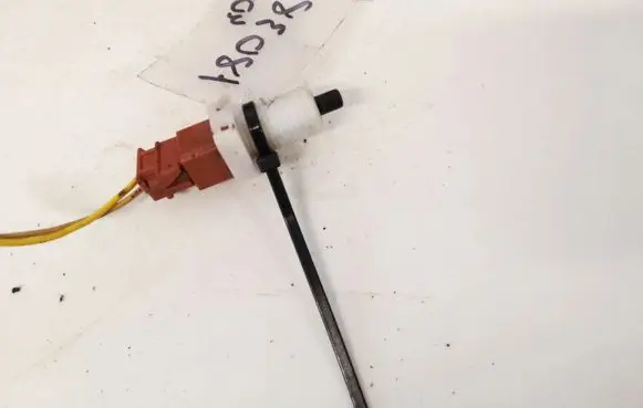 Peugeot 607 Brake pedal sensor switch