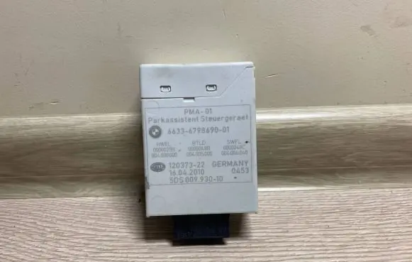 BMW 5 F10 F11 Parking PDC control unit/module 6798690 66336798690 6633679869001