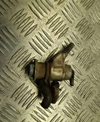 Volkswagen Amarok Fuel injector 2H6131113B