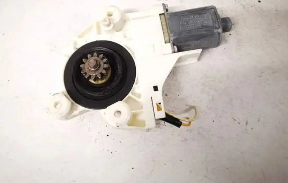 Ford Focus Front door window regulator motor 4m5t14a389 4m5t-14a389
