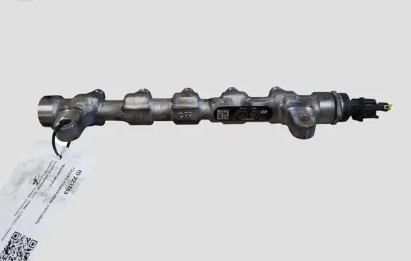 Hyundai i40 Fuel main line pipe 0445214181