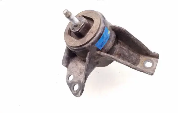Engine mount bracket