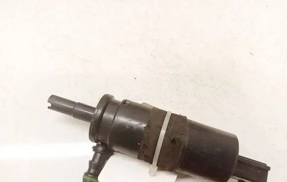 Audi A4 S4 B5 8D Headlight washer pump 3B7955681