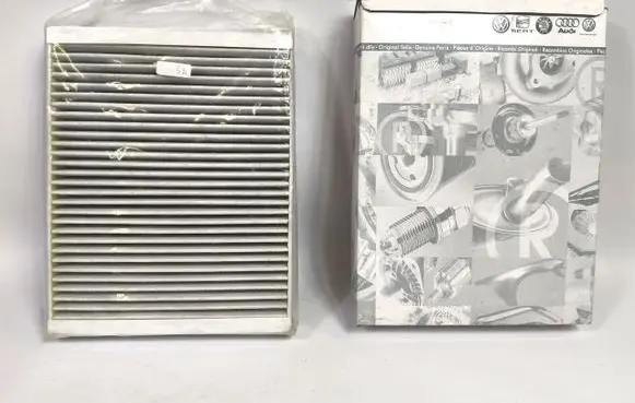 Volkswagen Touareg II Cabin air micro filter 7P0819631