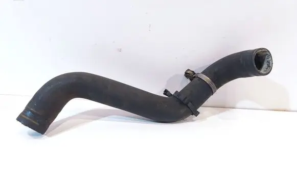 Iveco Daily 4th gen Engine coolant pipe/hose