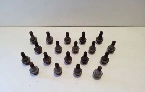 Citroen C4 Grand Picasso Nuts/bolts 